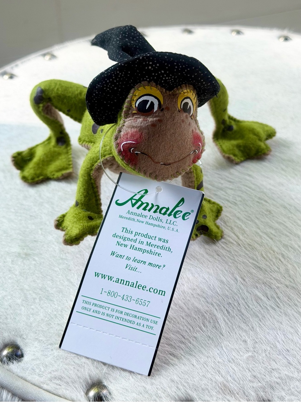Annalee Halloween Trick or Treat Toad Plush Poseable Witch Frog 4" Cottage Decor